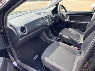 /photos/12000/6e76a0d6-4ea2-4898-a051-194d2a2bc227_i320x240.jpg